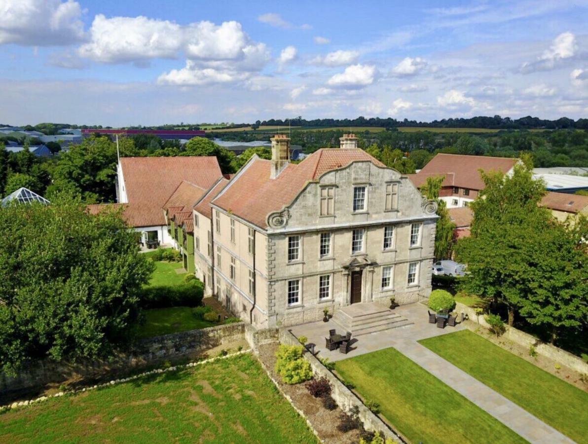 Hellaby Hall Hotel; BW Signature Collection Exterior foto